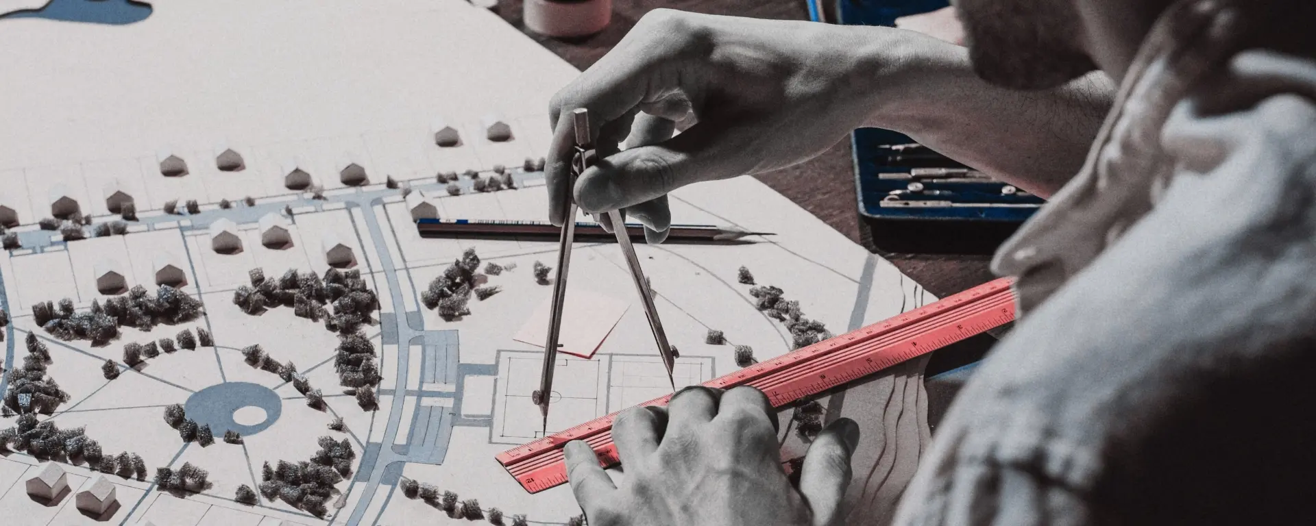 2D1 Architecture - Project Management and Handover